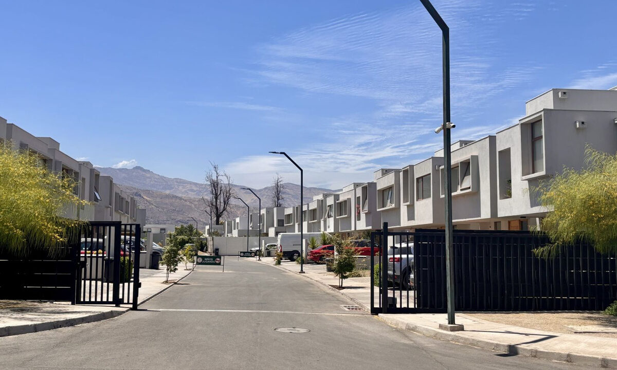 Townhouse de 3 dormitorios en venta en Chicureo, Colina — imagen 30