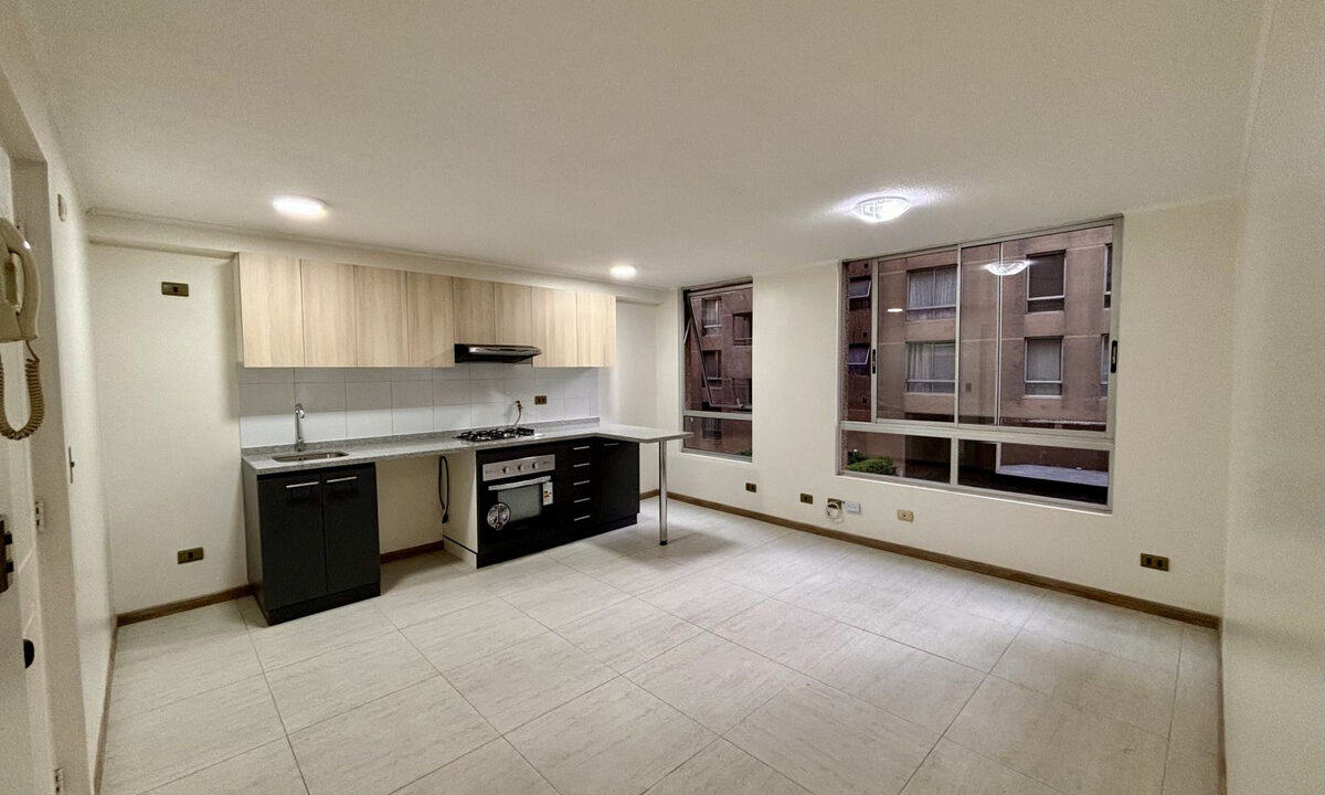 Departamento de 1 dormitorio en venta en Vicuña Mackenna, Santiago — imagen 1