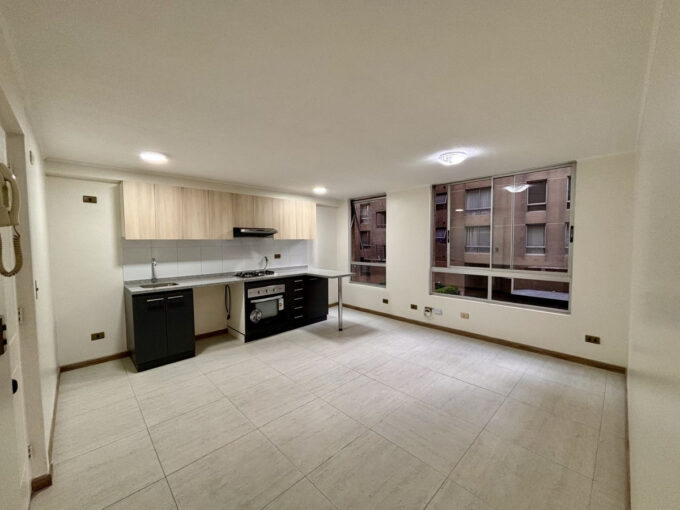 Departamento de 1 dormitorio en venta en Vicuña Mackenna, Santiago — imagen 1