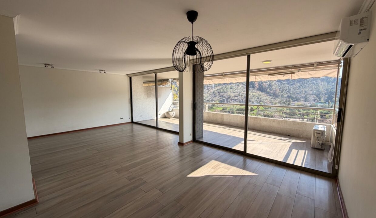 Departamento de 4 dormitorios en arriendo frente al Parque Bicentenario, Vitacura — imagen 1