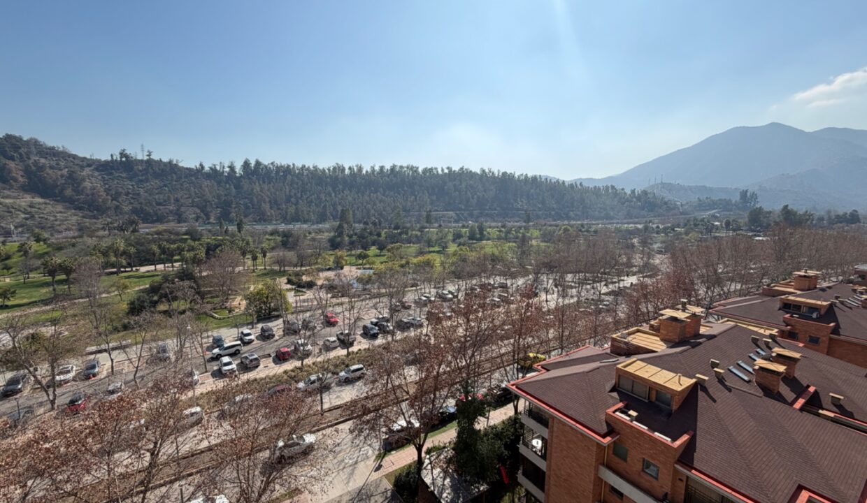 Departamento de 4 dormitorios en arriendo frente al Parque Bicentenario, Vitacura — imagen 13