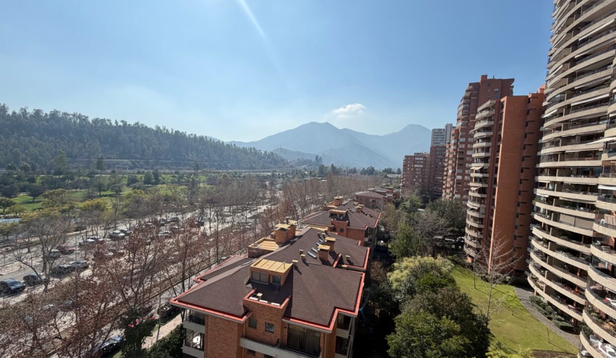 Departamento de 4 dormitorios en arriendo frente al Parque Bicentenario, Vitacura — imagen 22