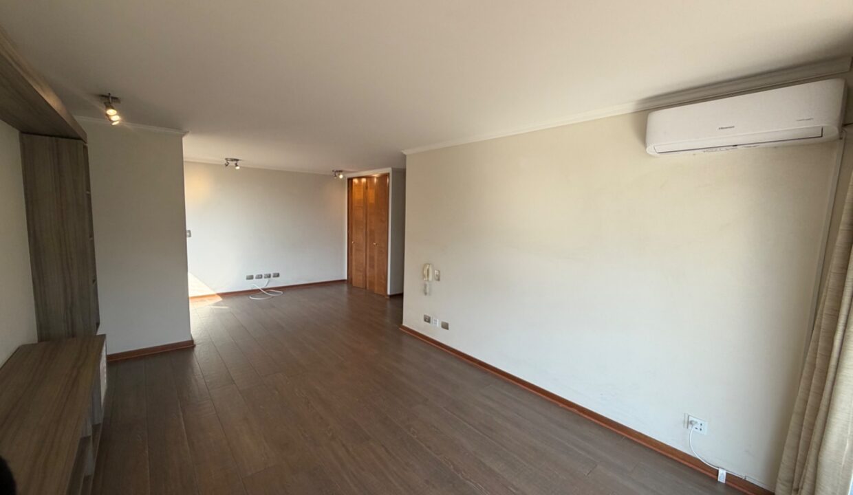 Departamento de 4 dormitorios en arriendo frente al Parque Bicentenario, Vitacura — imagen 12