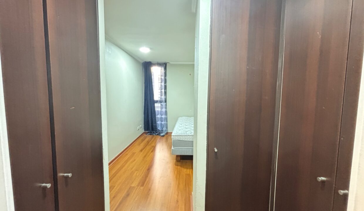 Departamento de 1 dormitorio en venta en calle Monjitas, Santiago — imagen 5