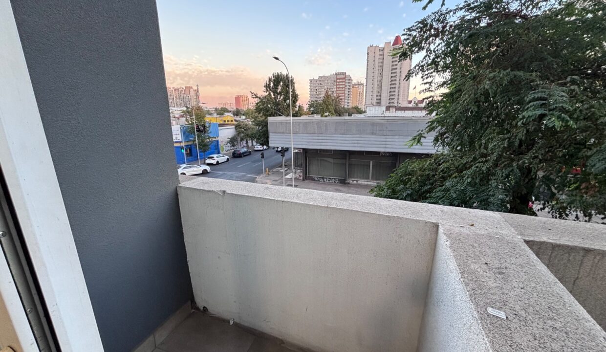 Departamento de 1 dormitorio en arriendo cerca de Metro Toesca, Santiago — imagen 10