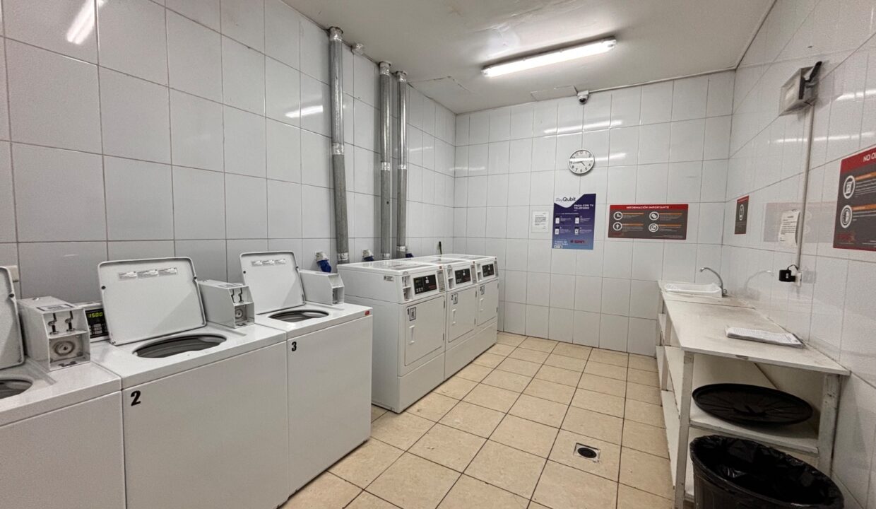 Departamento de 1 dormitorio en venta en calle Monjitas, Santiago — imagen 14