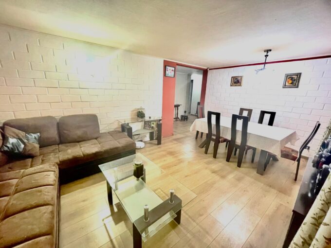 Departamento de 4 dormitorios con patio en venta en Laguna Sur, Pudahuel — imagen 1